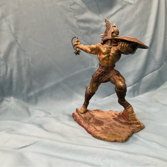 The Hun Series One - Frank Frazetta Master Artist Series Action Figure - 1998 - Picture 2 of 3